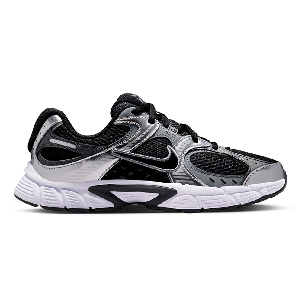 NIKE V5 RNR Kids Lifestyle Shoes - Supersports Thailand Supersports Thailand