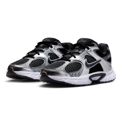 NIKE V5 RNR Kids Lifestyle Shoes - Supersports Thailand
