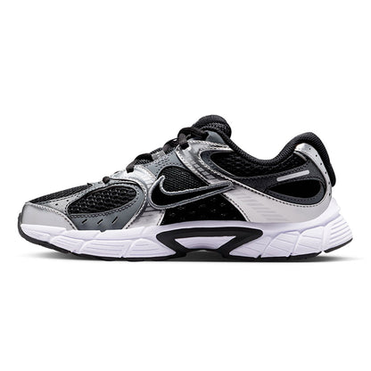 NIKE V5 RNR Kids Lifestyle Shoes - Supersports Thailand