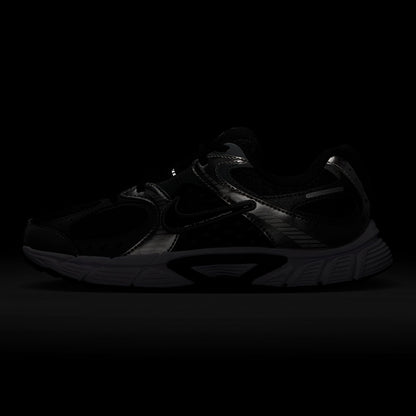 NIKE V5 RNR Kids Lifestyle Shoes - Supersports Thailand