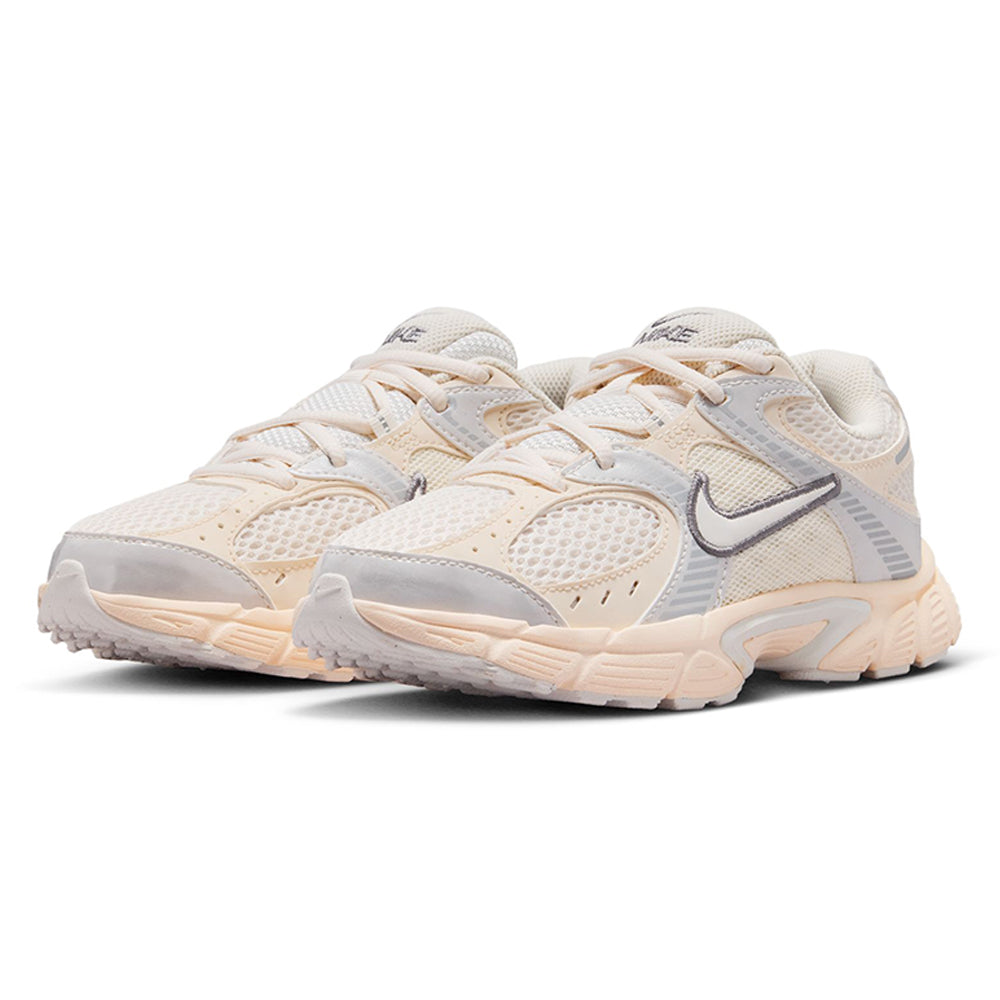 NIKE V5 RNR Kids Lifestyle Shoes - Supersports Thailand Supersports Thailand