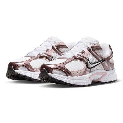 NIKE V5 RNR Women's Lifestyle Shoes - Supersports Thailand