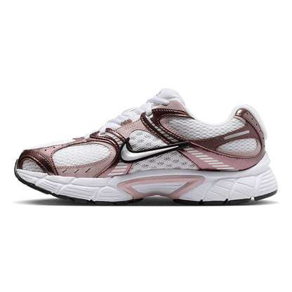 NIKE V5 RNR Women's Lifestyle Shoes - Supersports Thailand