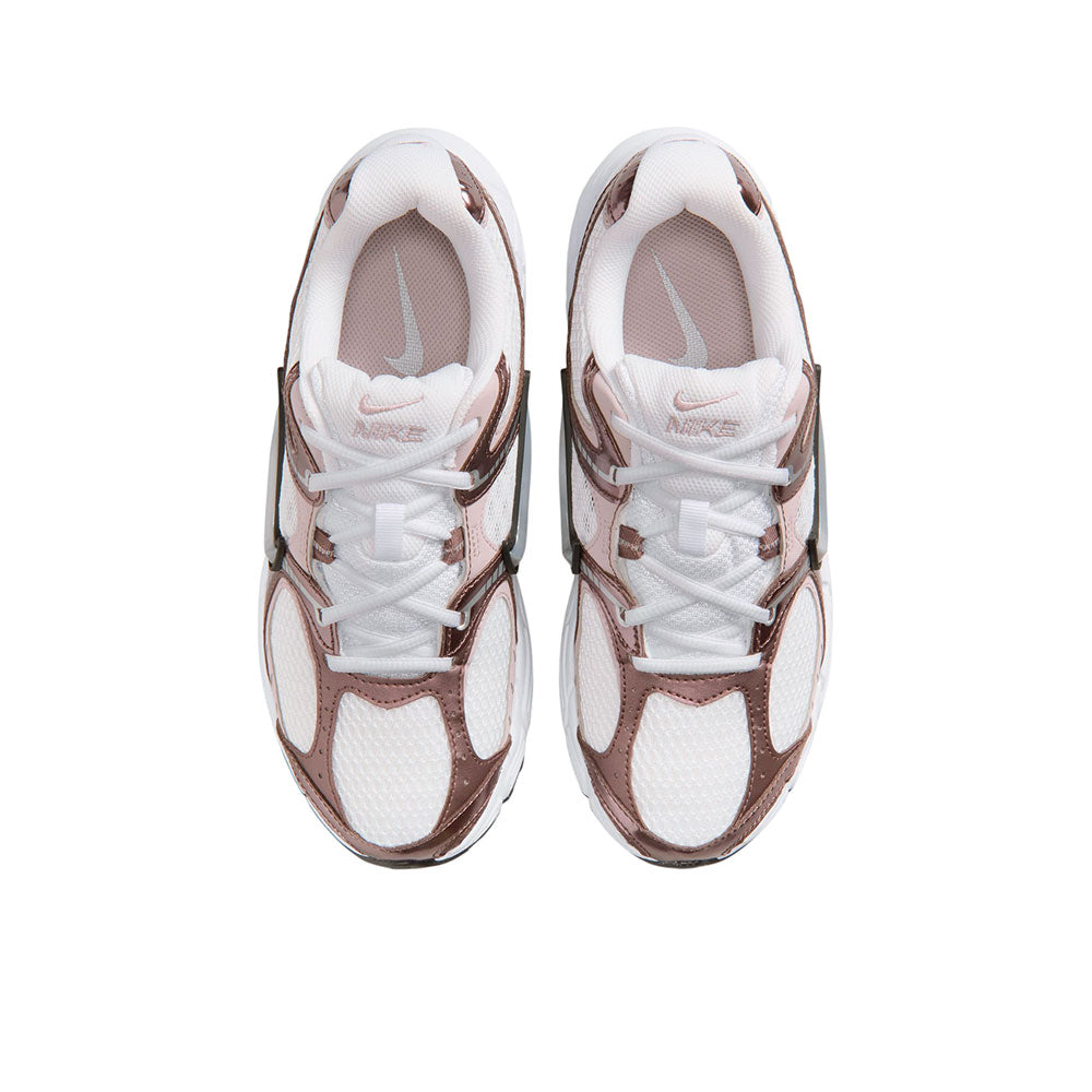 NIKE V5 RNR Women's Lifestyle Shoes - Supersports Thailand