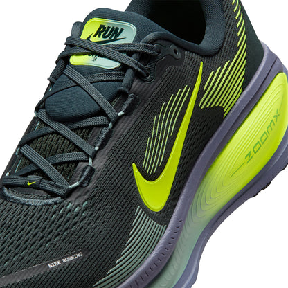 NIKE Vomero 18 Men's Running Shoes