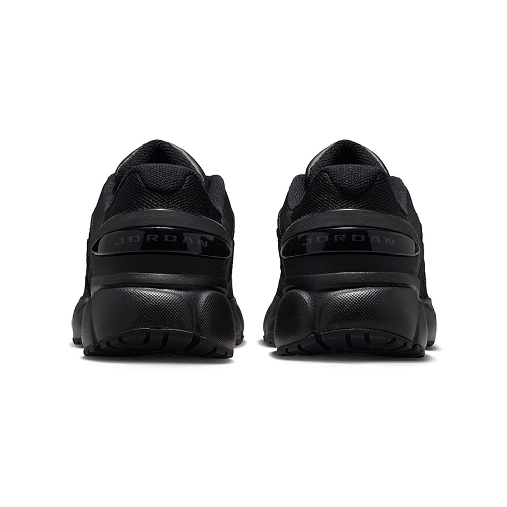 NIKE Jordan Trunner Flow Kids Basketball Shoes - Supersports Thailand