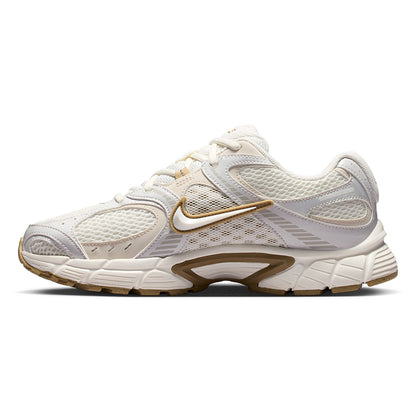 NIKE V5 RNR Women's Lifestyle Shoes