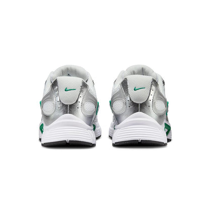 NIKE V5 RNR รองเท้าลำลองผู้ชาย