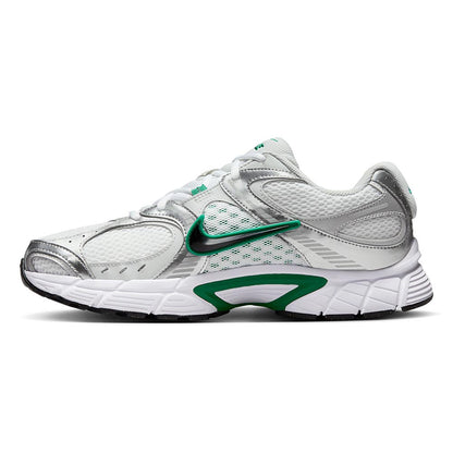 NIKE V5 RNR รองเท้าลำลองผู้ชาย