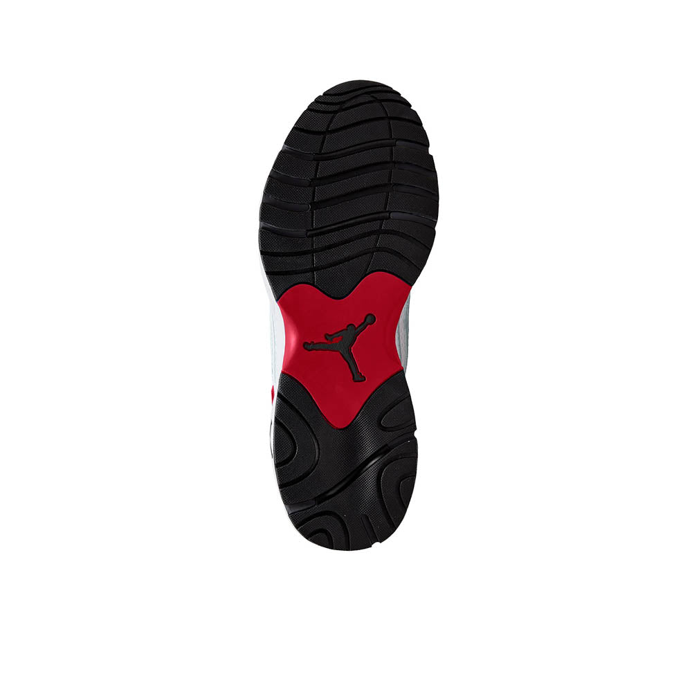 NIKE Jordan Trunner Flow รองเท้าบาสเกตบอลผู้ชาย Supersports Thailand