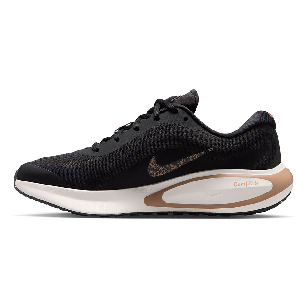 NIKE Journey Run รองเท้าวิ่งผู้หญิง Supersports Thailand
