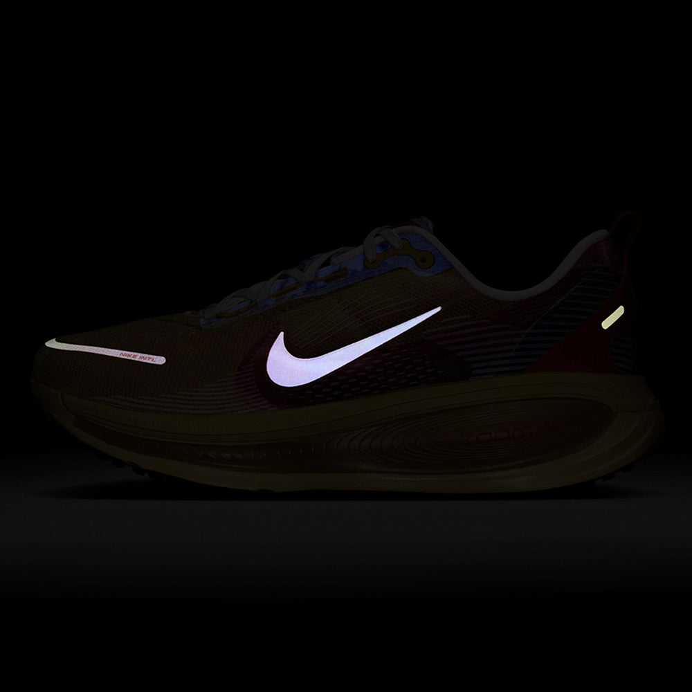 NIKE Vomero 18 SE Men's Running Shoes