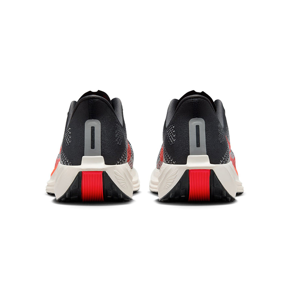 NIKE Pegasus Plus รองเท้าวิ่งผู้ชาย