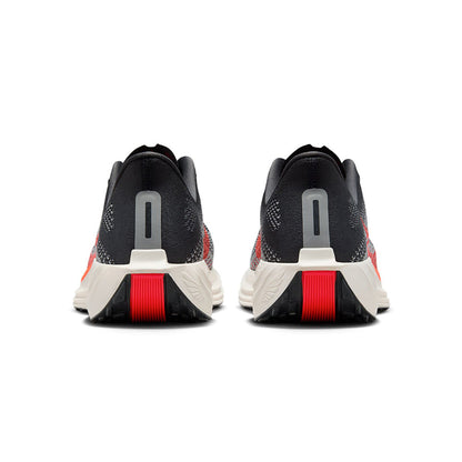 NIKE Pegasus Plus รองเท้าวิ่งผู้ชาย