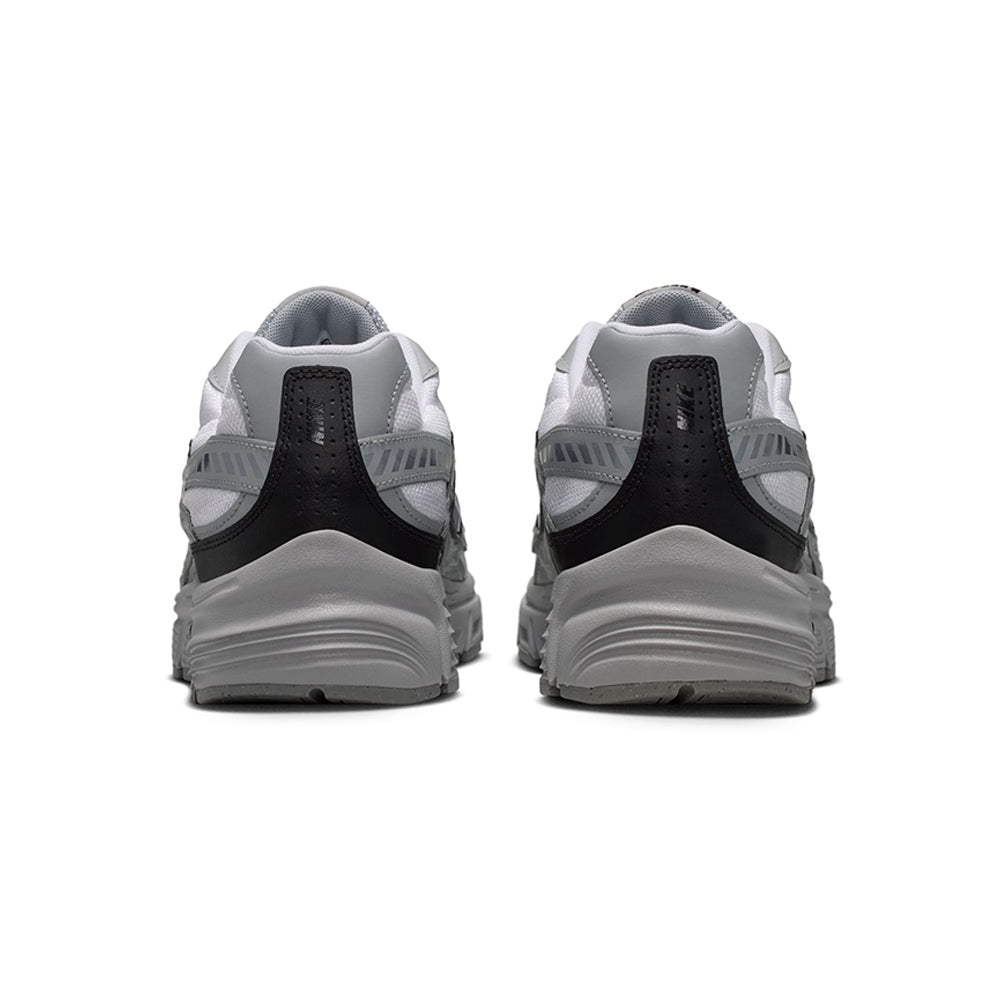 NIKE Initiator รองเท้าลำลองผู้ชาย Supersports Thailand