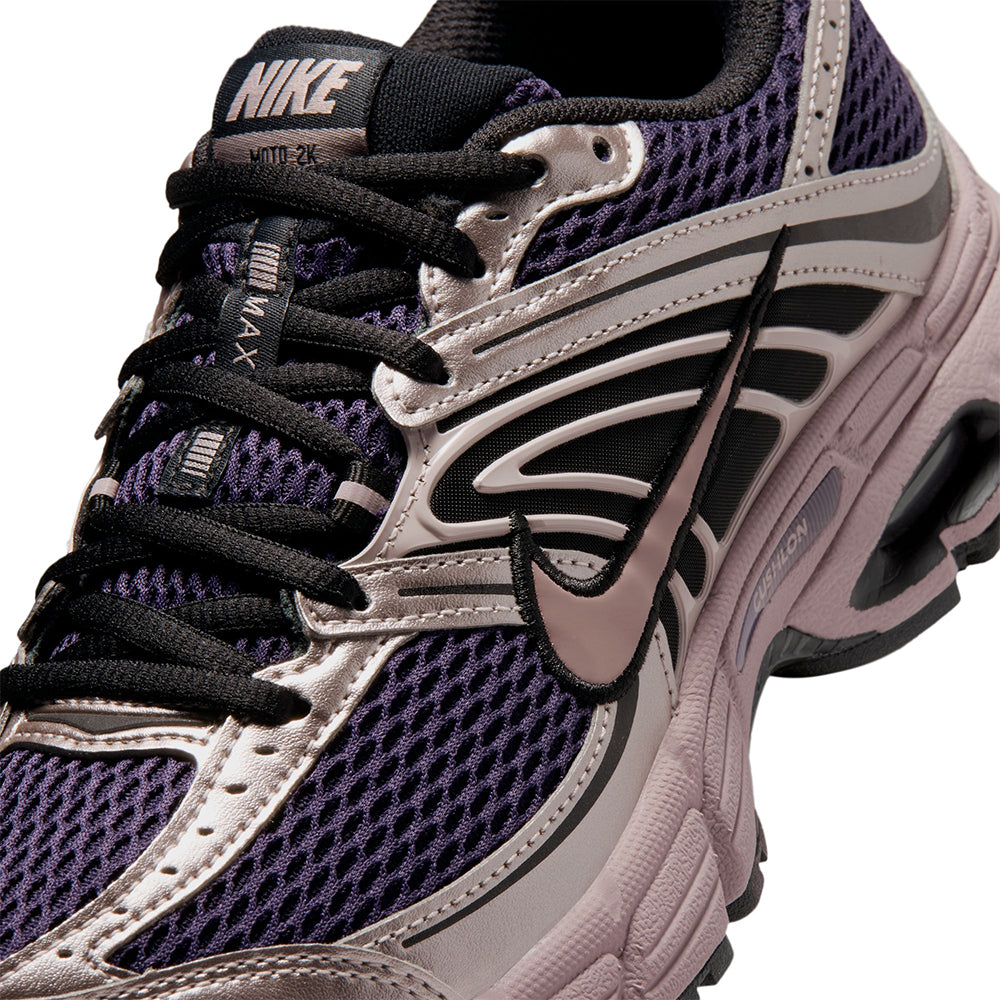 NIKE Air Max Moto 2K รองเท้าลำลองผู้หญิง