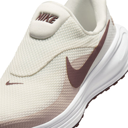 NIKE Revolution 8 EasyOn Women's Running Shoes - Supersports Thailand