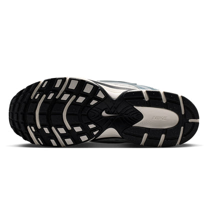 NIKE V5 RNR รองเท้าลำลองผู้ชาย