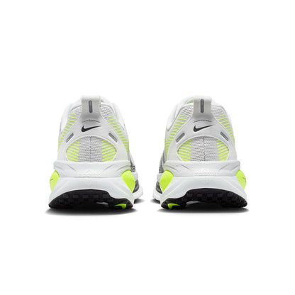 NIKE Vomero 18 รองเท้าวิ่งผู้ชาย