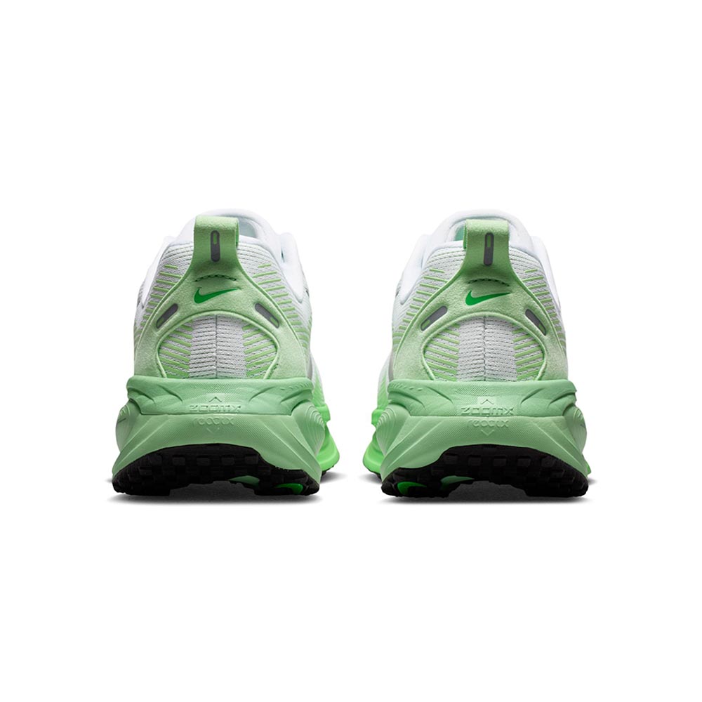NIKE Vomero 18 รองเท้าวิ่งผู้หญิง Supersports Thailand