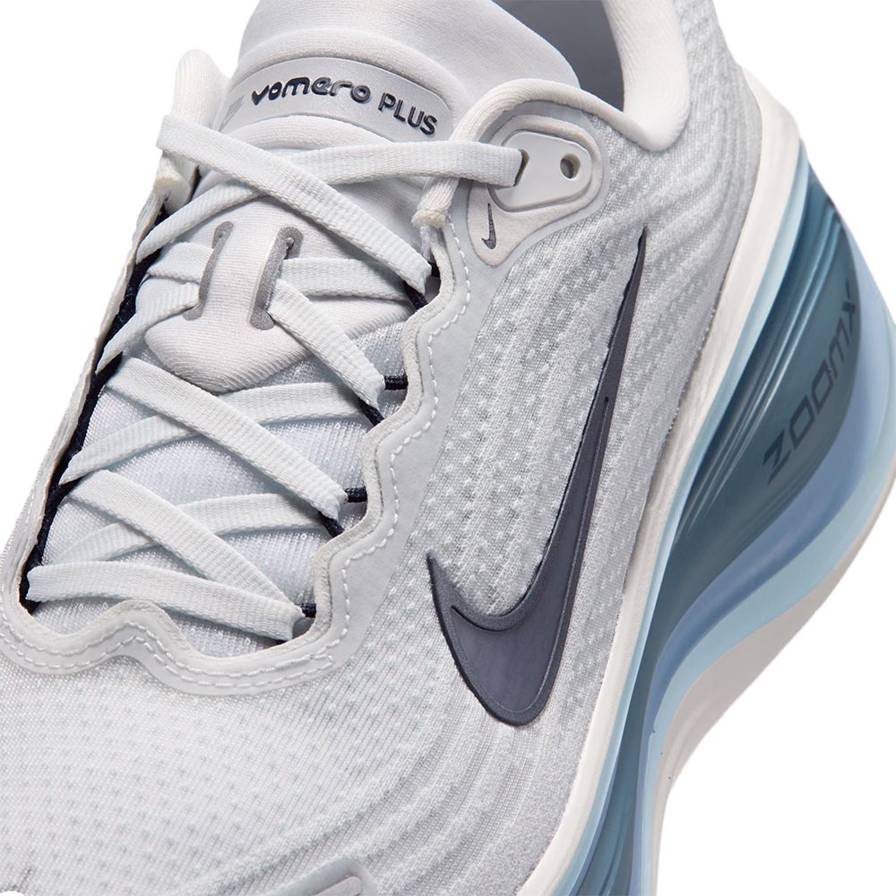 NIKE Vomero Plus รองเท้าวิ่งผู้ชาย Supersports Thailand