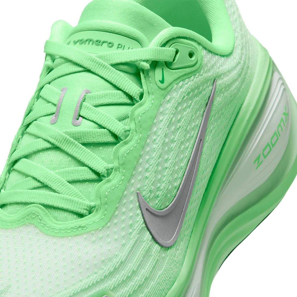 NIKE Vomero Plus รองเท้าวิ่งผู้หญิง Supersports Thailand