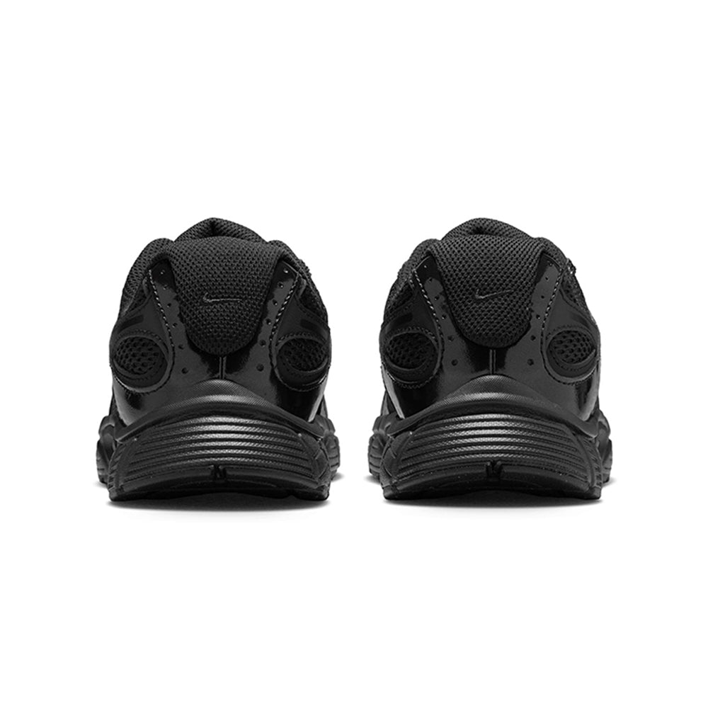 NIKE V5 RNR Boys Running Shoes