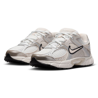 NIKE V5 RNR Boys Running Shoes - Supersports Thailand
