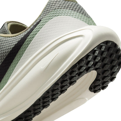 NIKE Revolution 8 รองเท้าวิ่งผู้ชาย