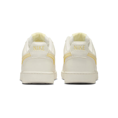 NIKE Court Vision Low รองเท้าลำลองผู้หญิง
