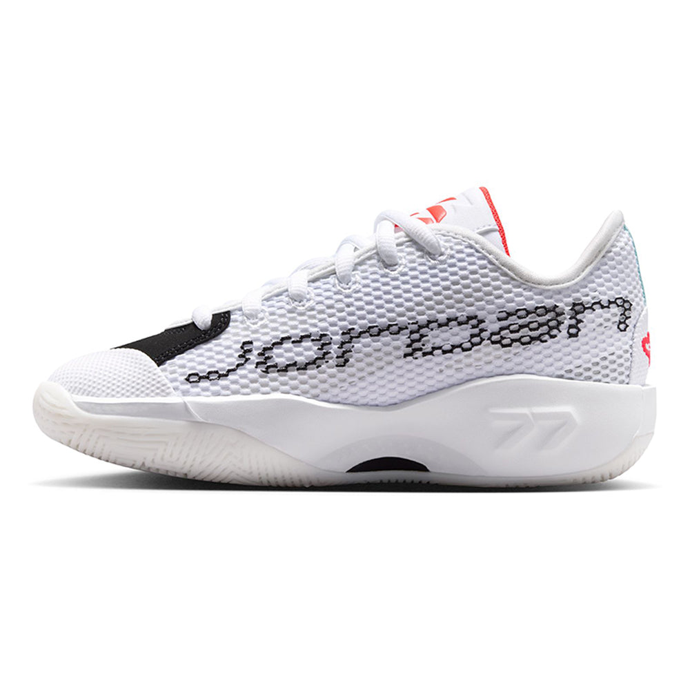 NIKE Luka 77 "Bred" Kids Basketball Shoes - Supersports Thailand Supersports Thailand