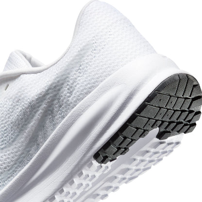 NIKE Run Defy รองเท้าวิ่งผู้หญิง