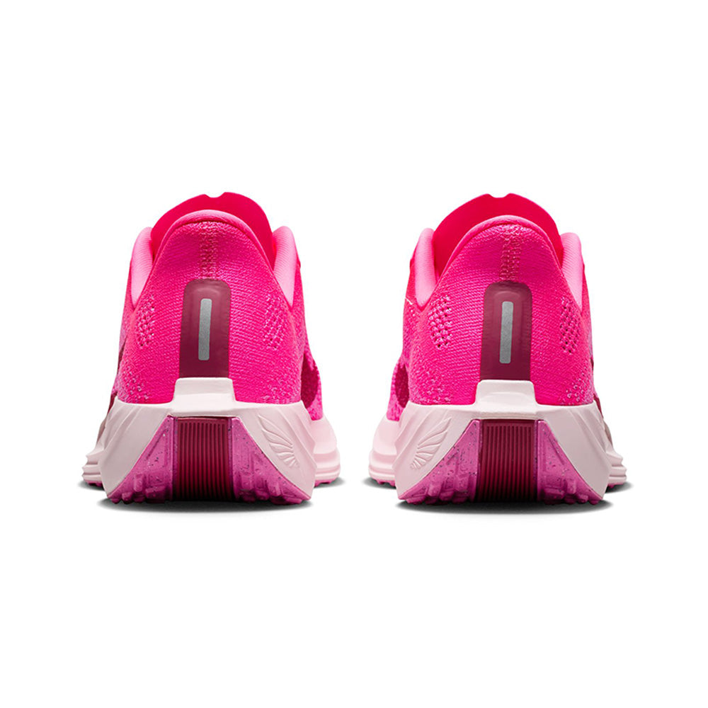 NIKE Pegasus Plus รองเท้าวิ่งผู้หญิง