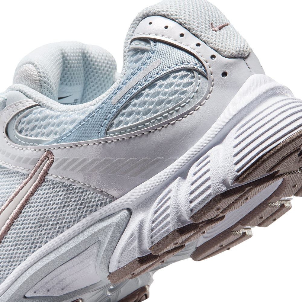 NIKE V5 RNR Boys Running Shoes - Supersports Thailand