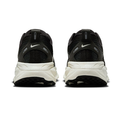 NIKE Vomero 18 Women's Running Shoes