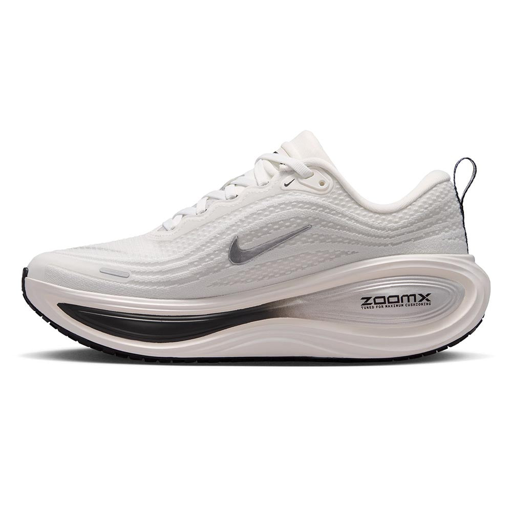 NIKE Vomero Plus รองเท้าวิ่งผู้หญิง Supersports Thailand