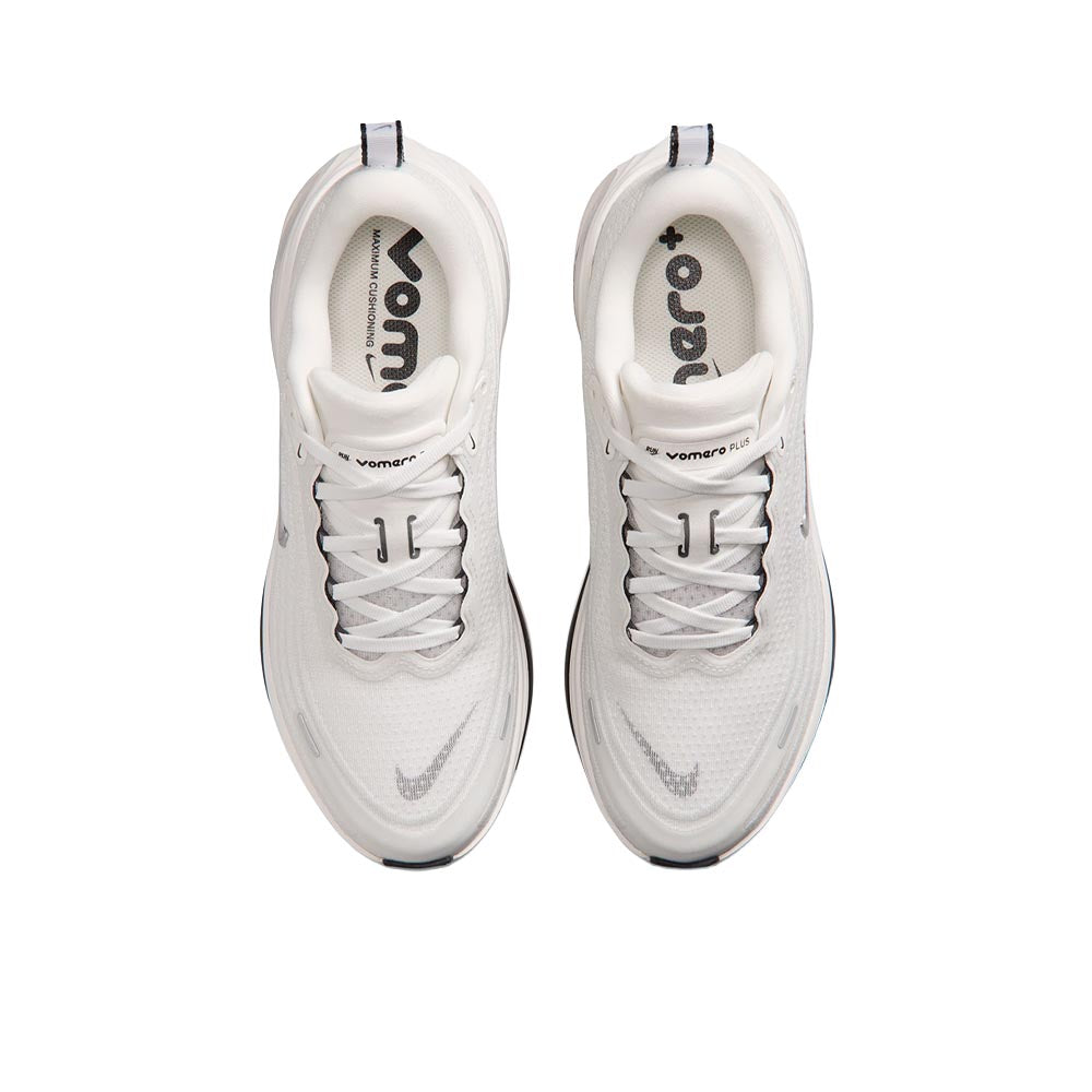 NIKE Vomero Plus รองเท้าวิ่งผู้หญิง Supersports Thailand