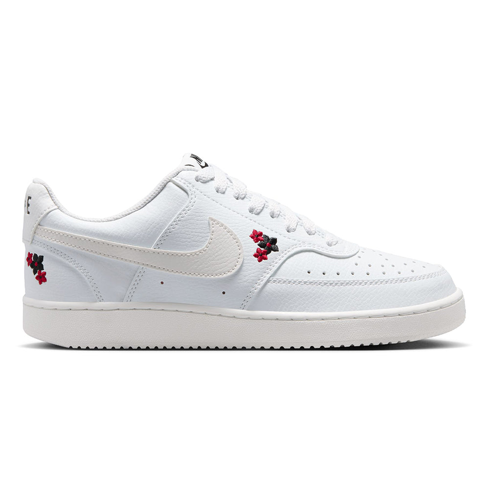 NIKE Court Vision Low SE "Stitched Floral" รองเท้าลำลองผู้หญิง Supersports Thailand