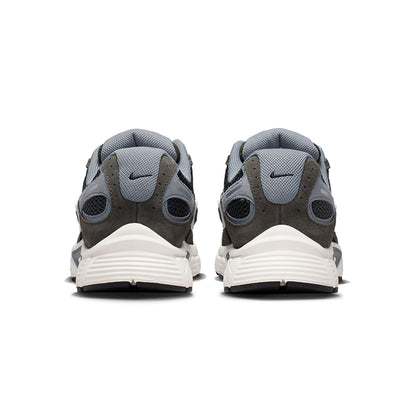 NIKE V5 RNR Suede Men's Lifestyle Shoes