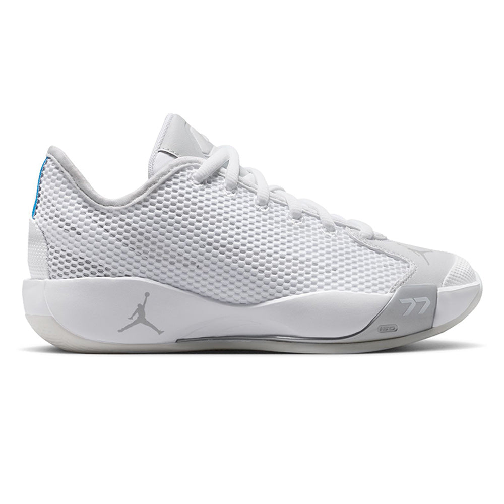 NIKE Luka 77 "Triple White" Kids Basketball Shoes - Supersports Thailand Supersports Thailand