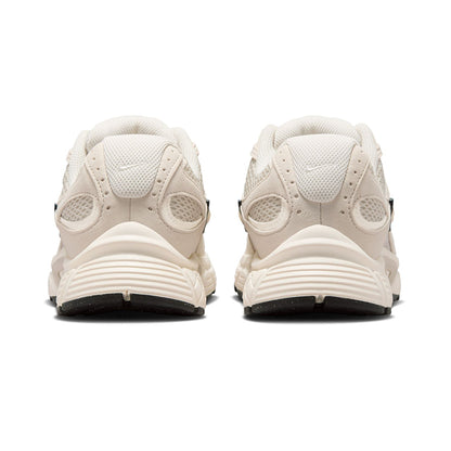 NIKE V5 RNR Women's Lifestyle Shoes - Supersports Thailand