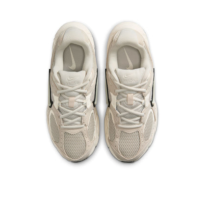 NIKE V5 RNR Women's Lifestyle Shoes - Supersports Thailand