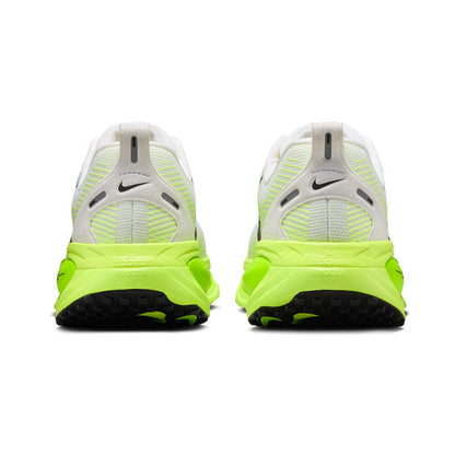 NIKE Vomero 18 รองเท้าวิ่งผู้หญิง