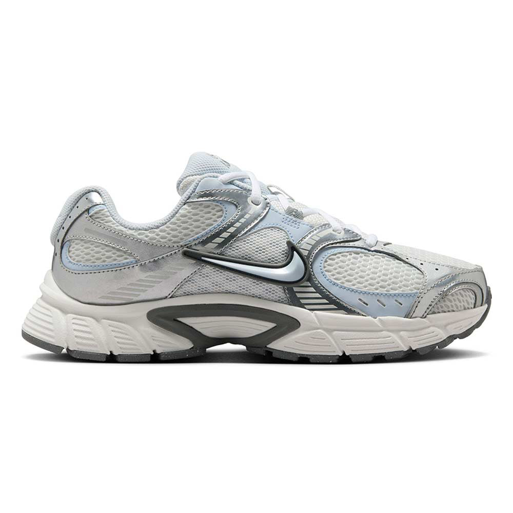 NIKE V5 RNR รองเท้าลำลองผู้หญิง