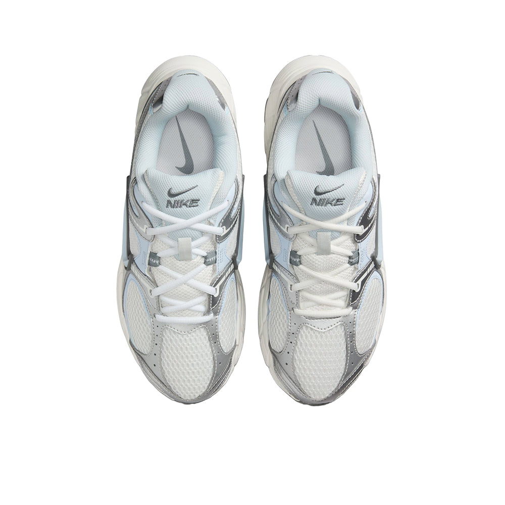 NIKE V5 RNR รองเท้าลำลองผู้หญิง