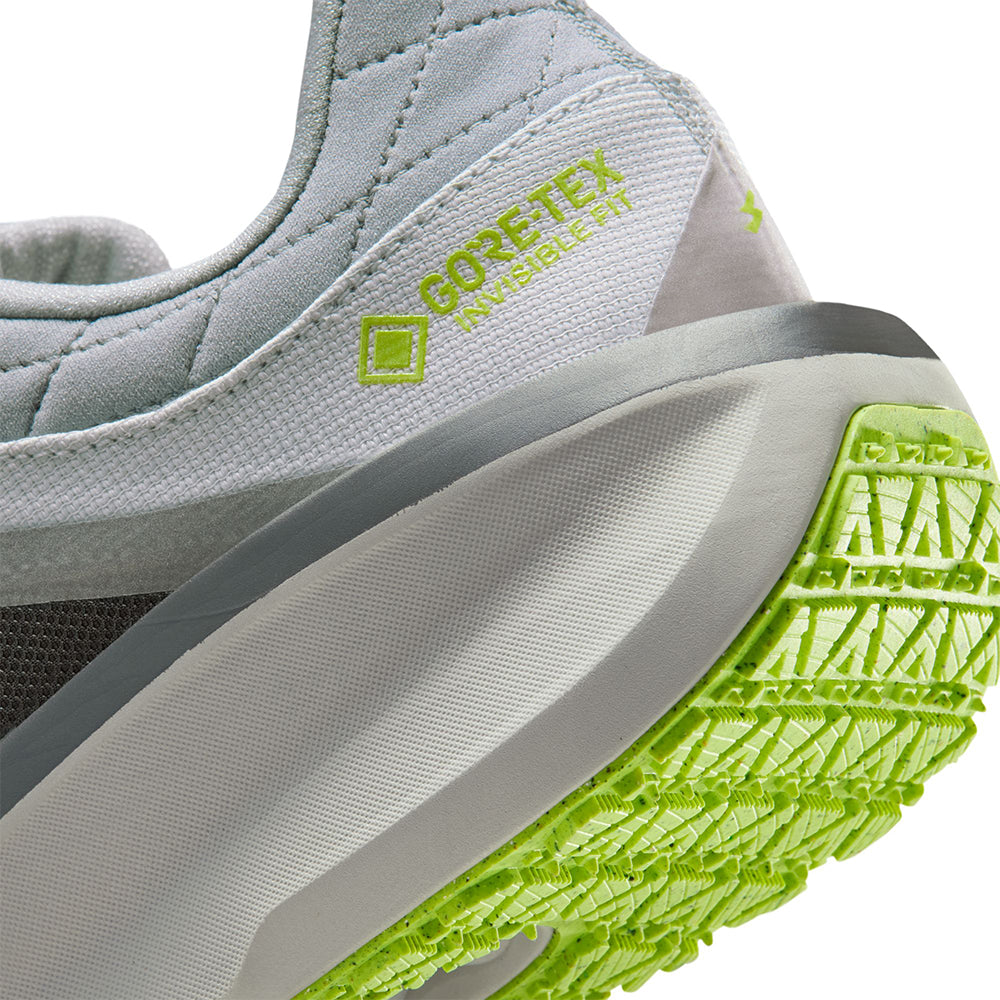 NIKE Winflo 11 GORE-TEX Men's Running Shoes - Supersports Thailand