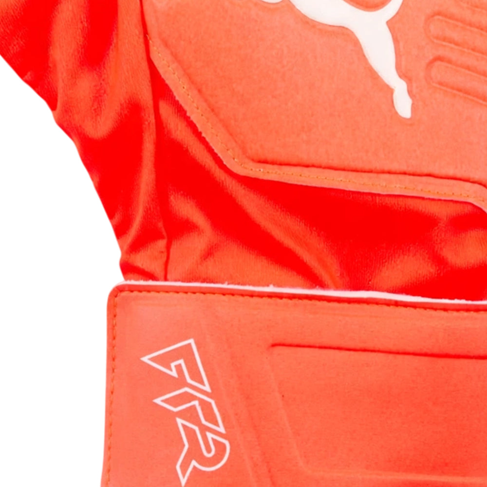 PUMA FUTURE Play NC ถุงมือผู้รักษาประตูผู้ชาย Supersports Thailand