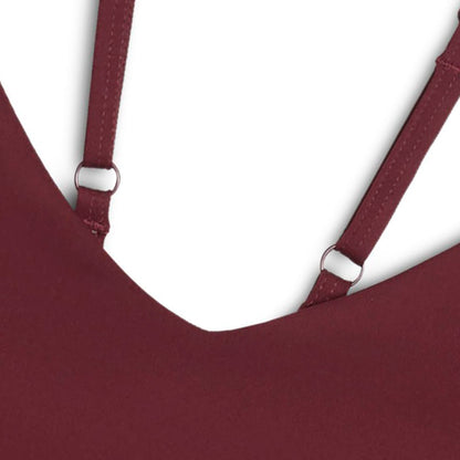 PUMA Move Strong สปอร์ตบราผู้หญิง