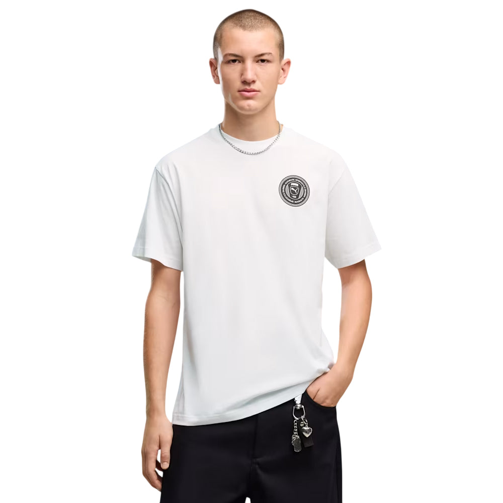 PUMA Graphics Relaxed Badge Men's T-Shirt Supersports Thailand