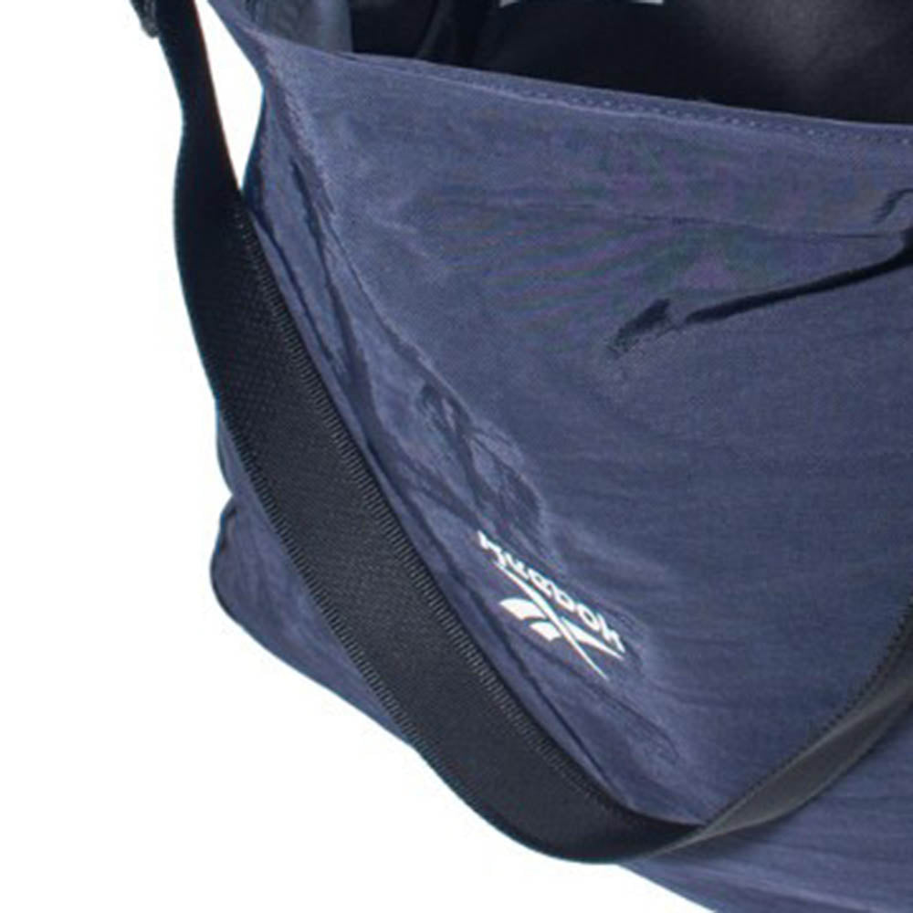 REEBOK Convertible Unisex Tote Bag - Supersports Thailand